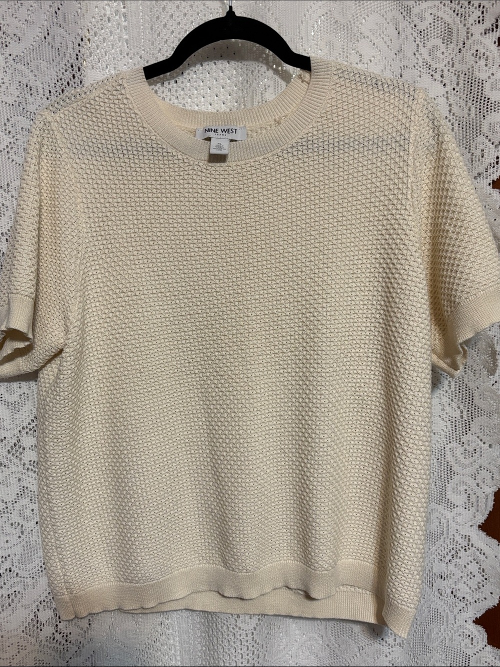 Nine West Cream Textured Short-Sleeve Knit Tee